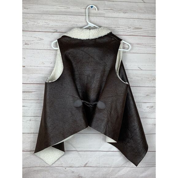 ACTIVE‎ USA Collection Vest Womens small brown faux leather fur vest open front - Picture 4 of 4